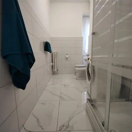 Bilocale Ristrutturato Apartament *